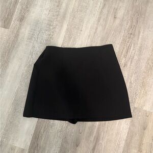 Abercrombie & Fitch Scarlett Black Skort